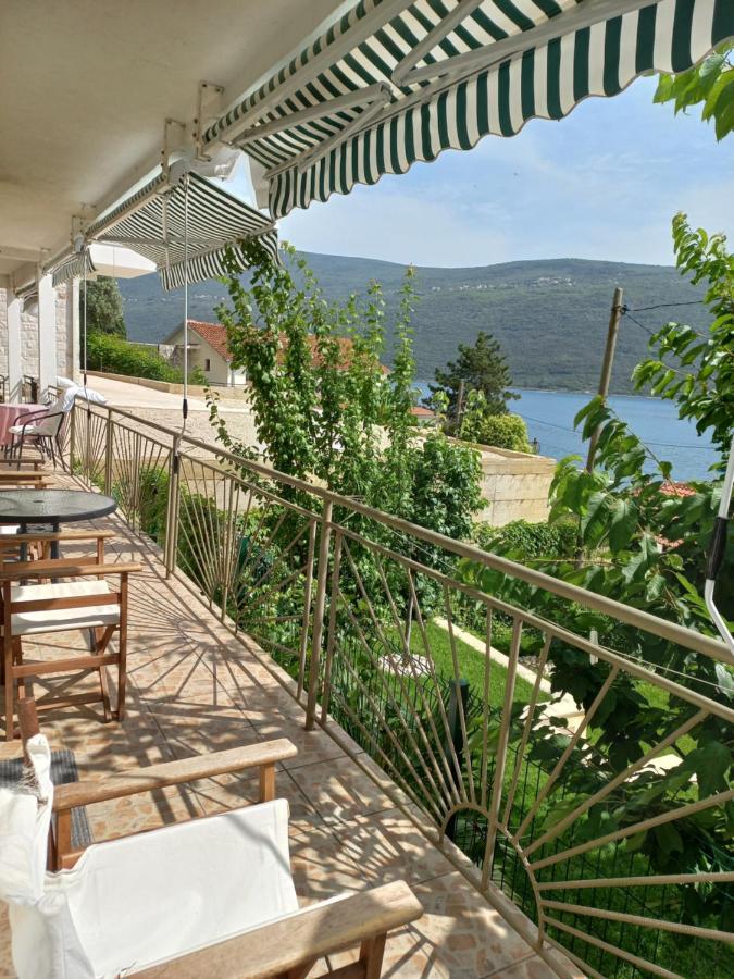 Villa Angelina Kumbor Exteriér fotografie