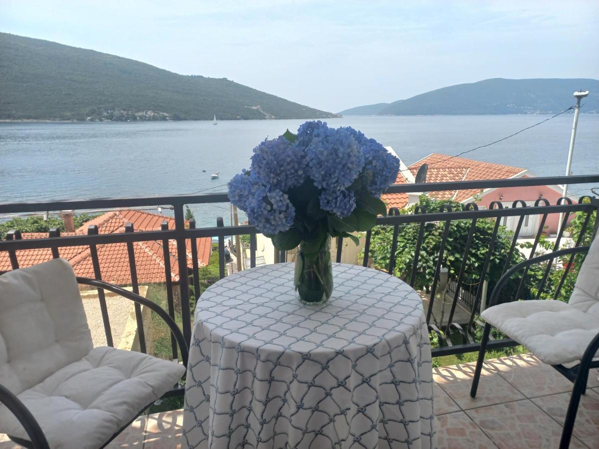 Villa Angelina Kumbor Exteriér fotografie